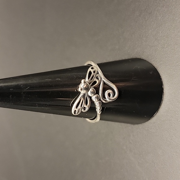 Elegant 925 Sterling Silver Womens Dragonfly Ring Size 9 - Picture 4 of 11
